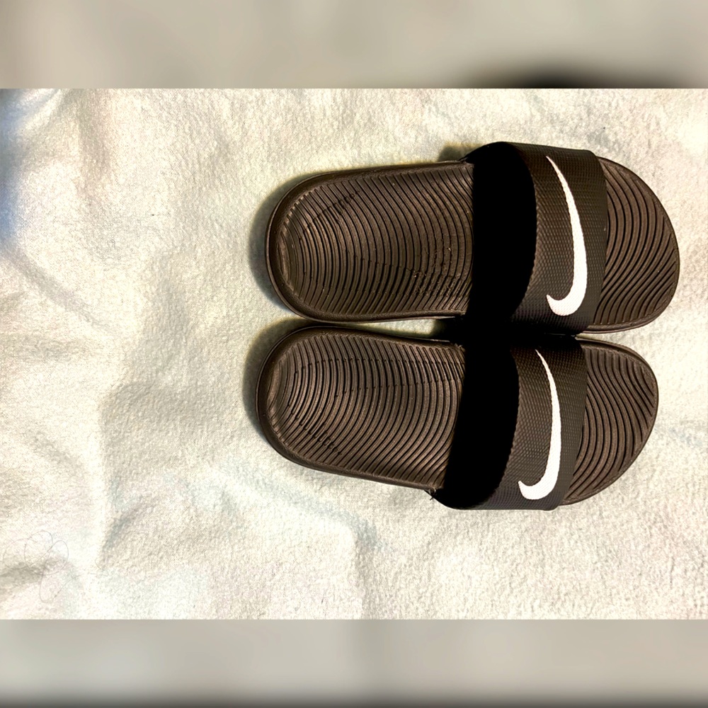 Nike Slides